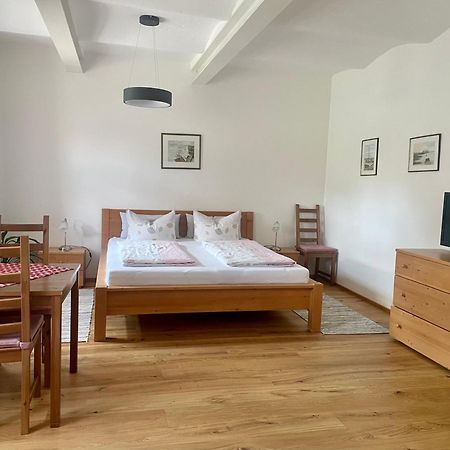 Pension Bernhardhof Otterfing Extérieur photo