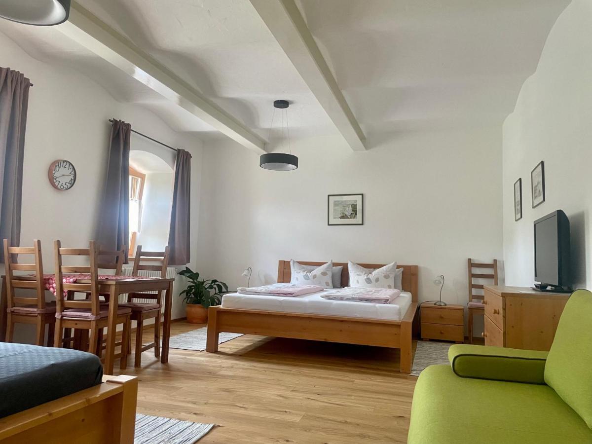Pension Bernhardhof Otterfing Extérieur photo