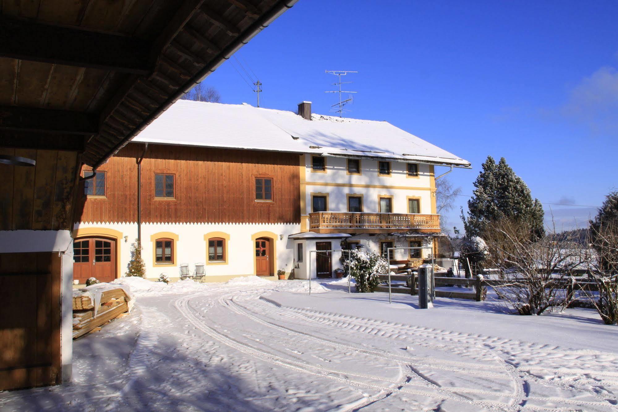 Pension Bernhardhof Otterfing Extérieur photo