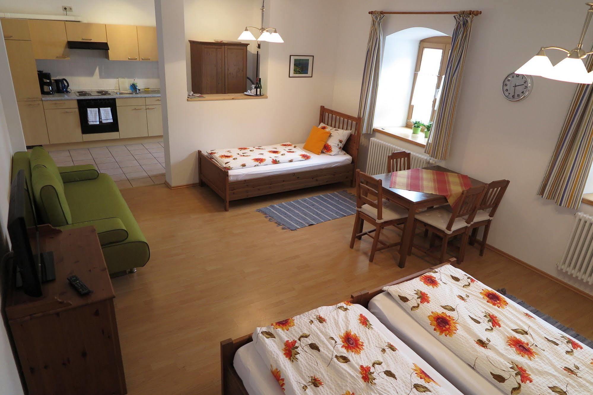 Pension Bernhardhof Otterfing Extérieur photo